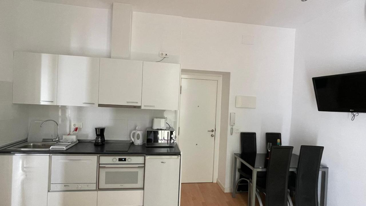 Apartamentos Boni Alicante Luaran gambar