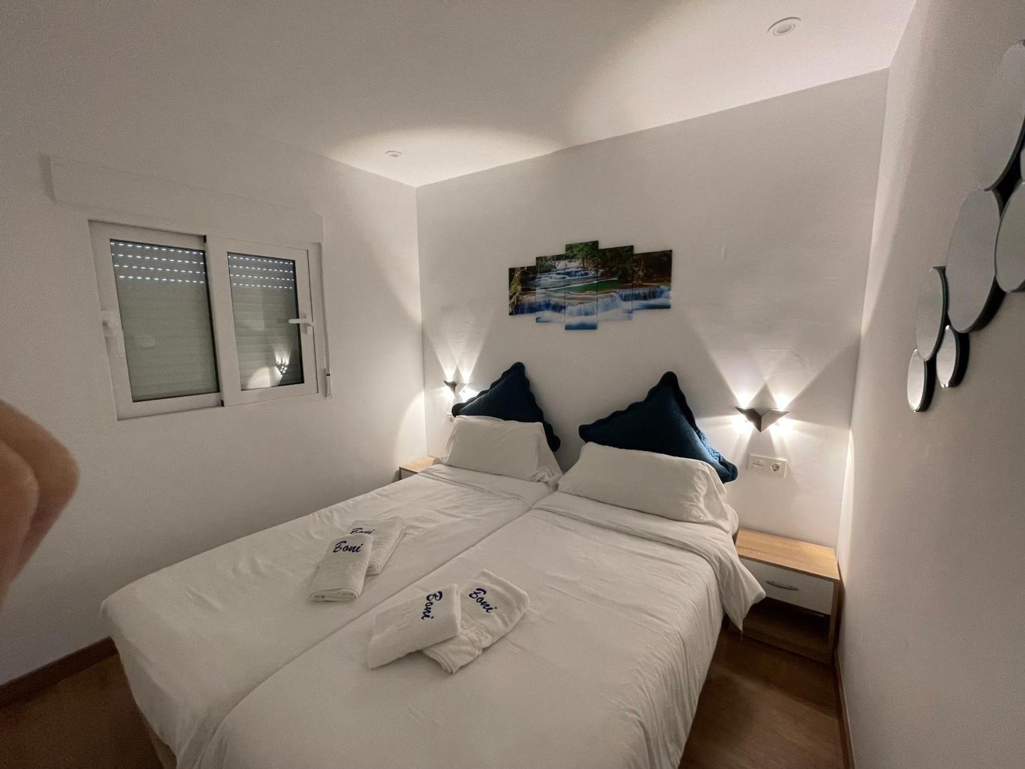 Apartamentos Boni Alicante Luaran gambar