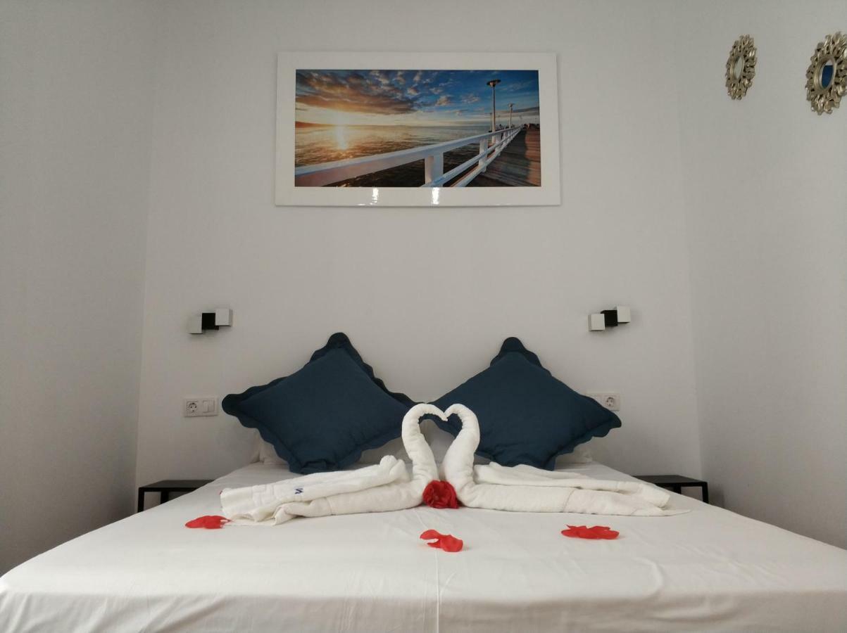 Apartamentos Boni Alicante Luaran gambar